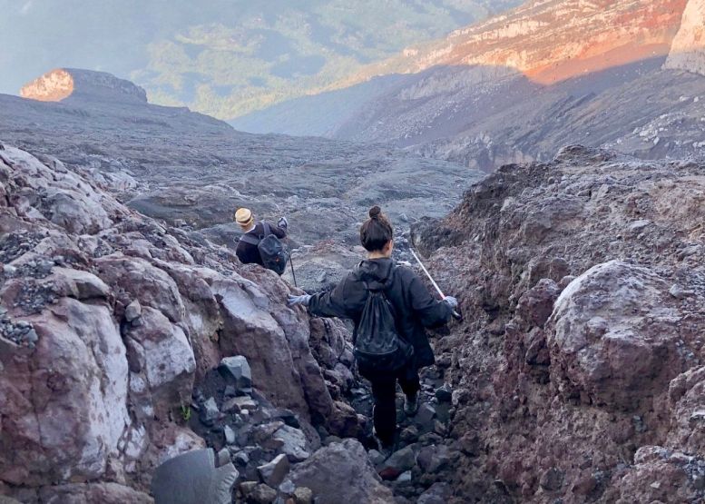 Mount Agung Trekking Via Pasar Agung Temple